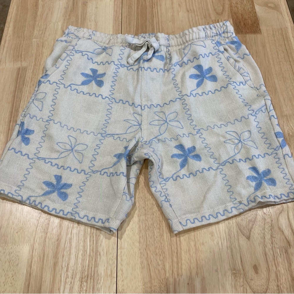 Drill Clothing Co. Men’s Malibu Cream with Blue Floral Embroidery Shorts Size M